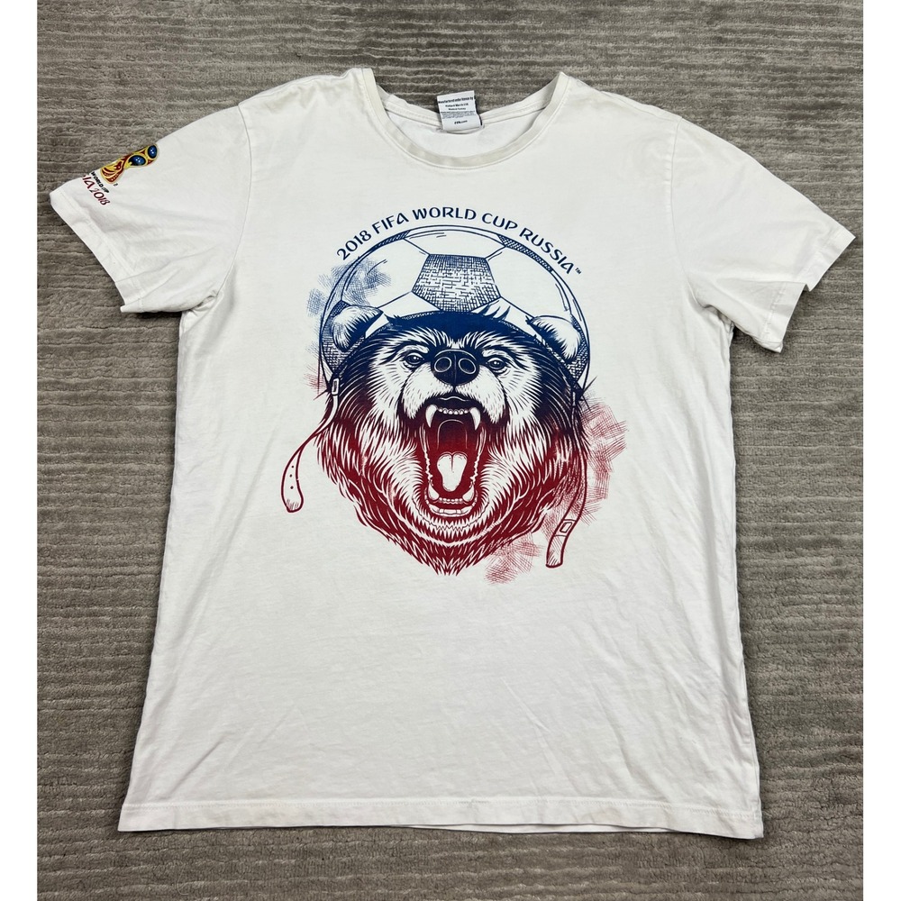 FIFA T-Shirt Men L White 2018 World Cup Russia Bear Soccer Graphic Tee Short Slv